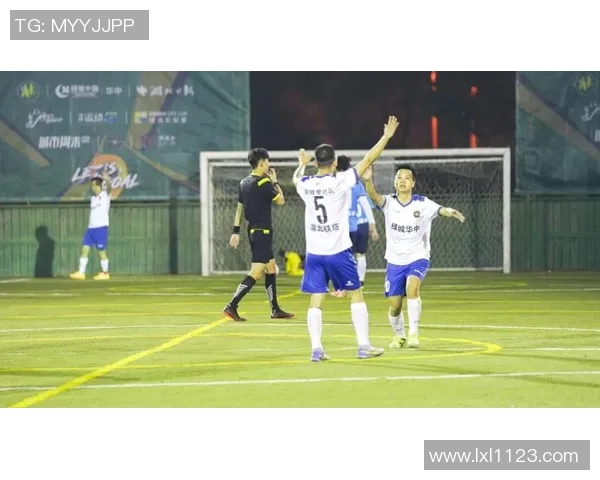 武汉足球队技术实力强劲荣登全国足球技术排行榜第二名 武汉足球队技术实力强劲荣登全国足球技术排行榜第二名