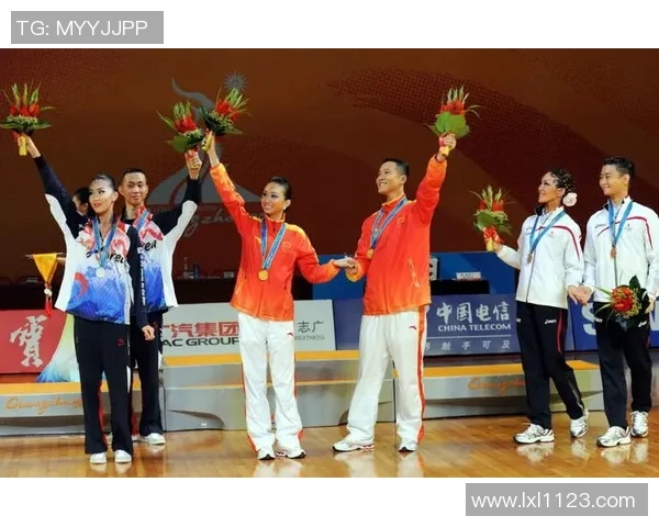 广州足球队亚运会逆袭之路展现拼搏精神与团队力量