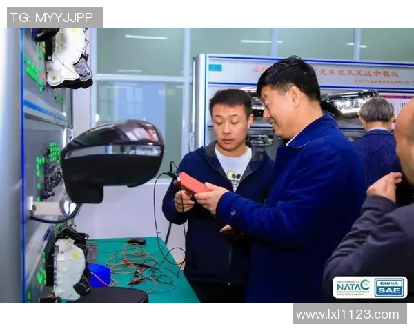 成都羽毛球队在欧锦赛中的个人能力表现分析与点评 成都羽毛球队在欧锦赛中的个人能力表现分析与点评