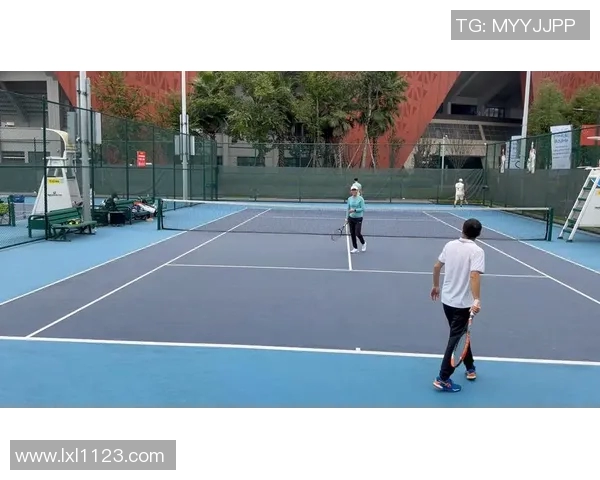 武汉网球队与西安网球队赛后状态分析与复盘探讨